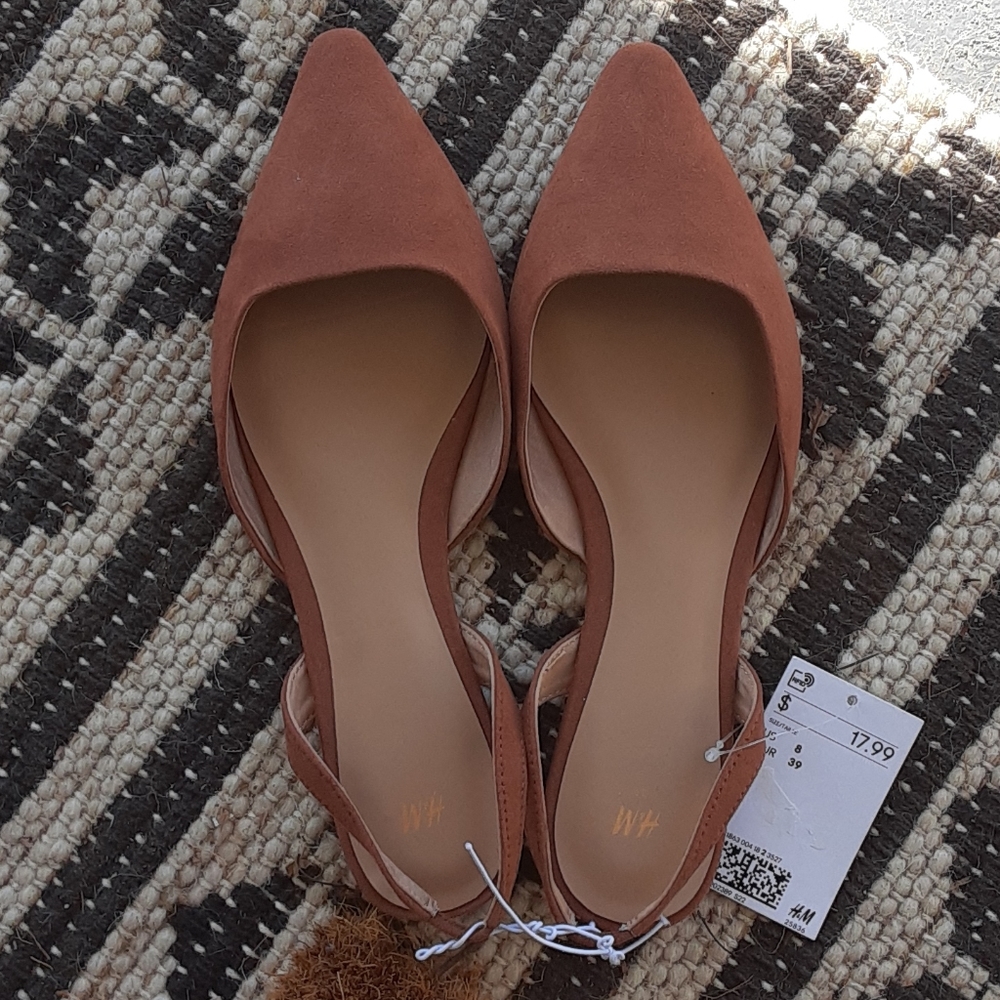 NWT H&M pointy toe slingback flats camel suede